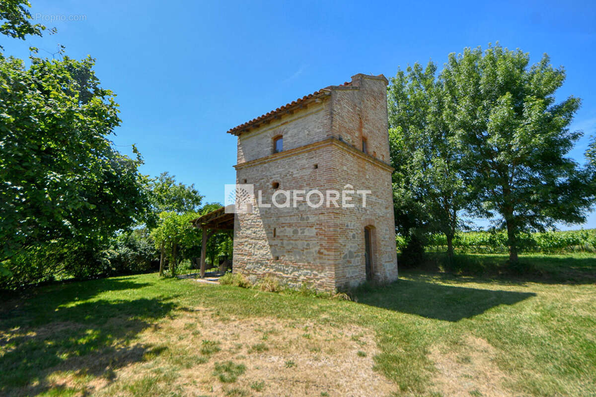 Maison à SALVAGNAC