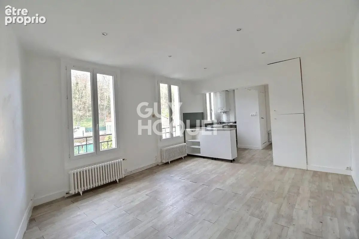 Appartement à CHAVILLE