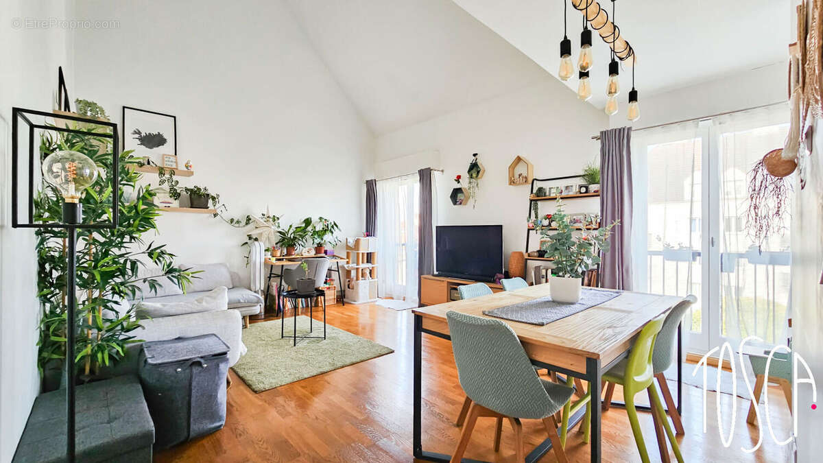 Appartement à THIAIS