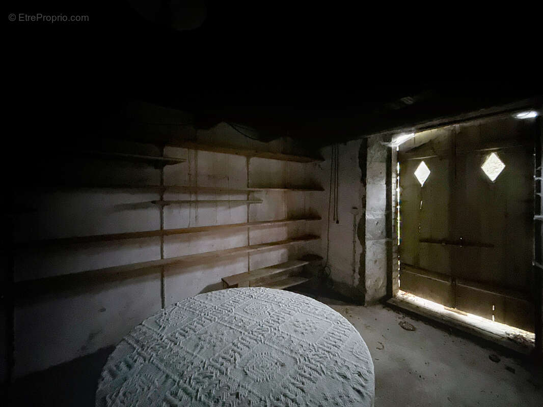 Maison à DOMVALLIER