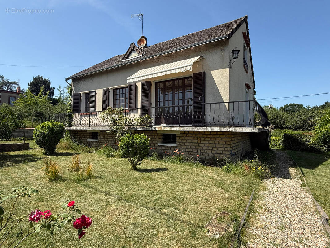 Maison à NEUVY-SAINT-SEPULCHRE