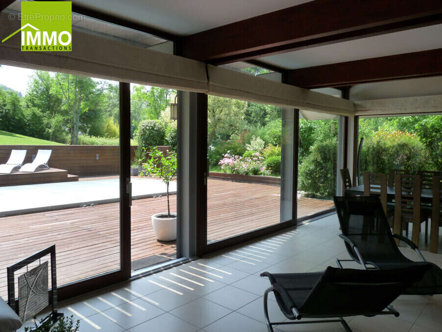 Maison à LONS-LE-SAUNIER