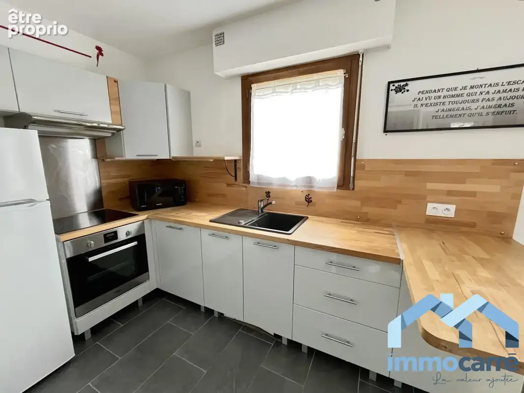 Appartement à PONTCARRE