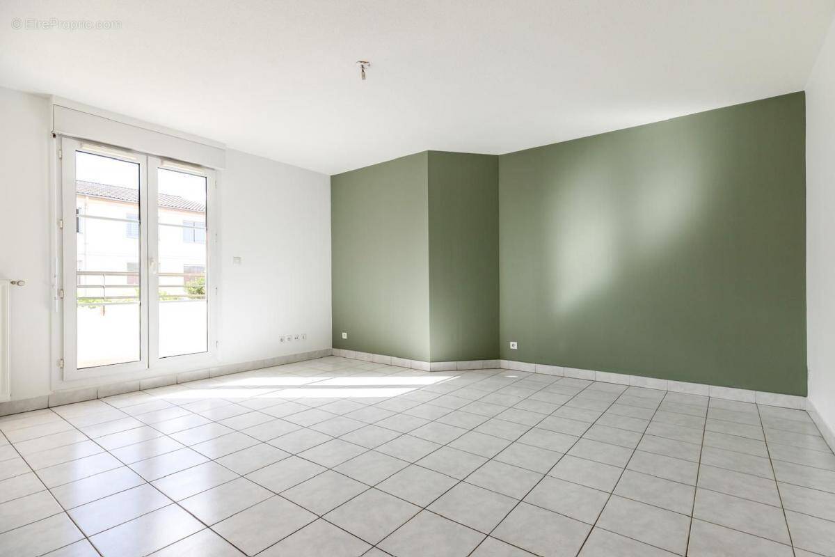 Appartement à PONT-DE-CHERUY