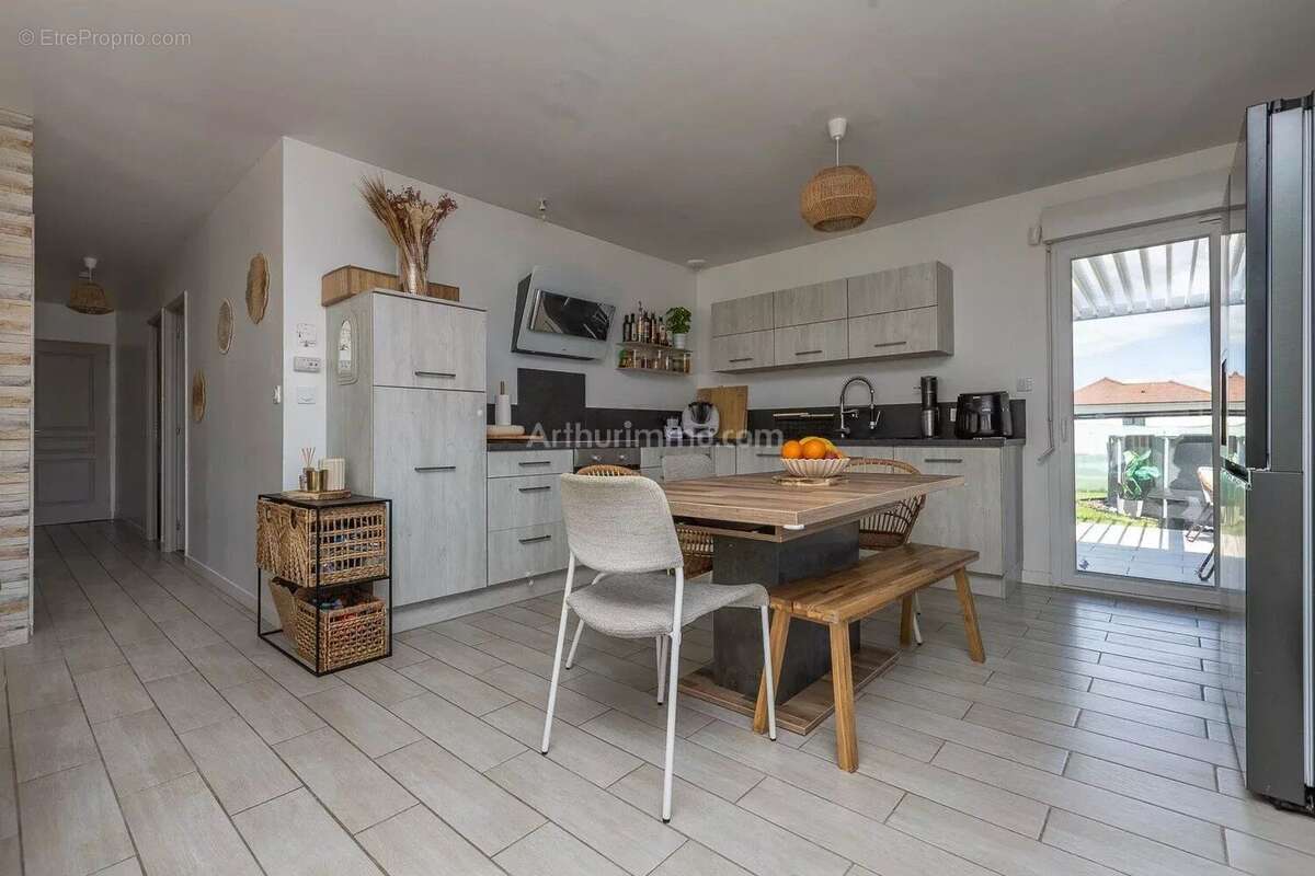 Maison à SOLEYMIEU