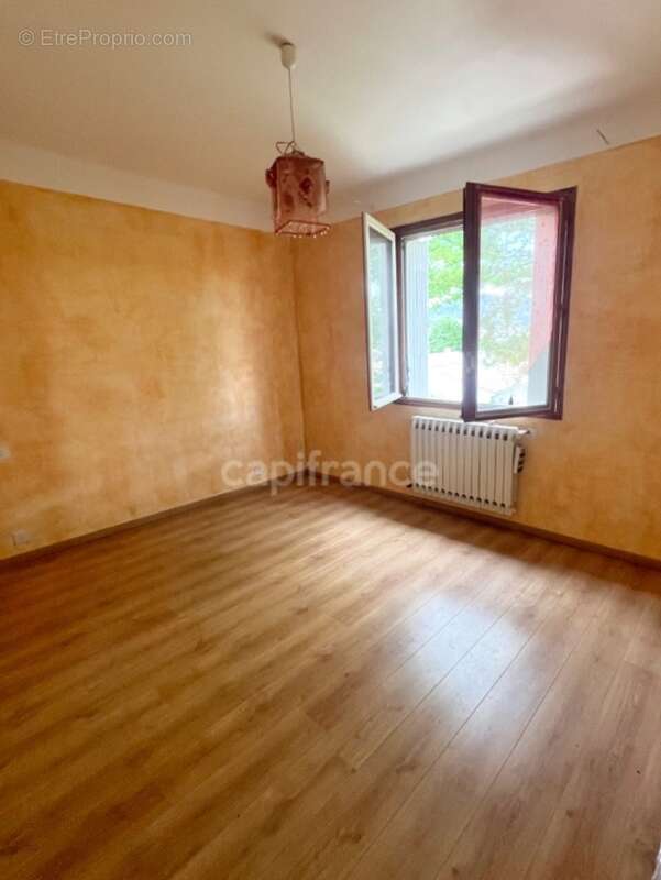 Maison à vendre Manosque Les Varzelles - 155m2, 4 chambres, jardin de 740m2 - photo 16