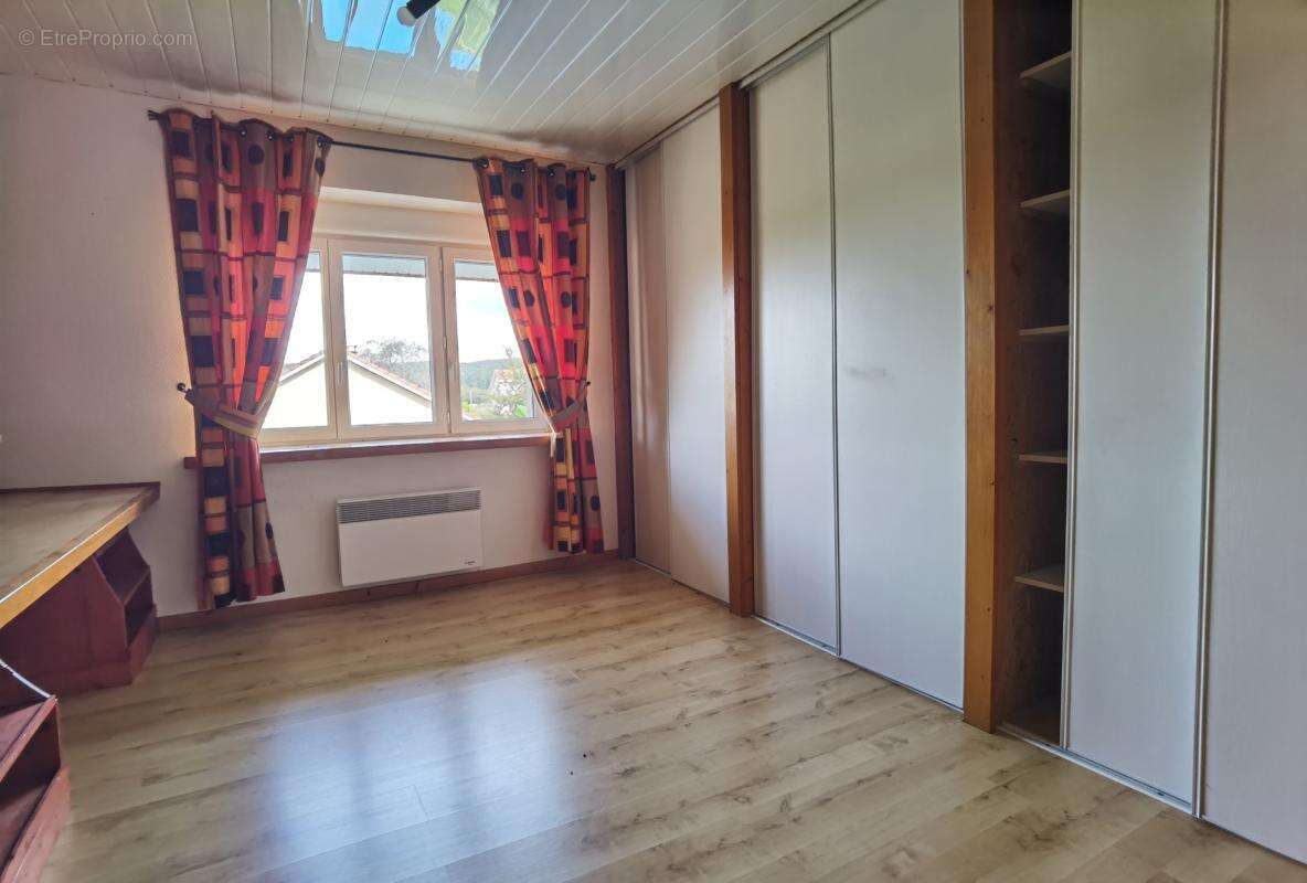 Appartement à LA PRETIERE