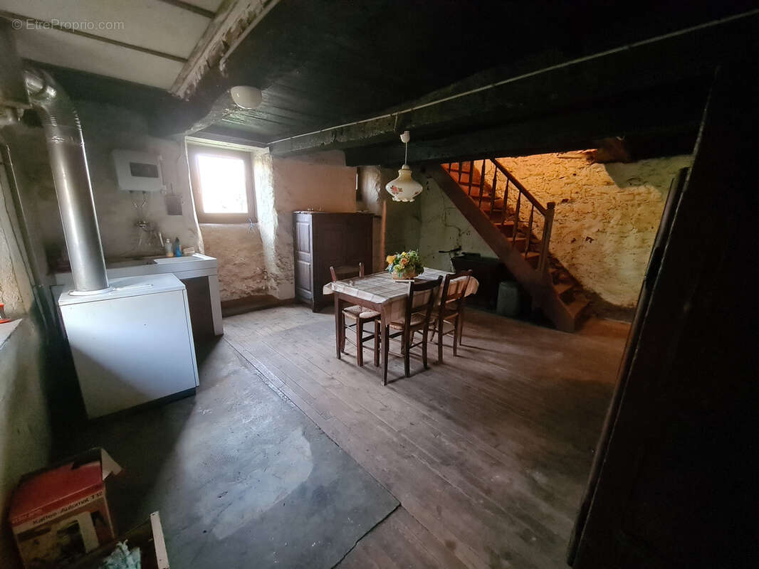 Maison à SAINT-COME-D'OLT