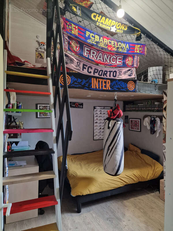 Maison à LES HERBIERS