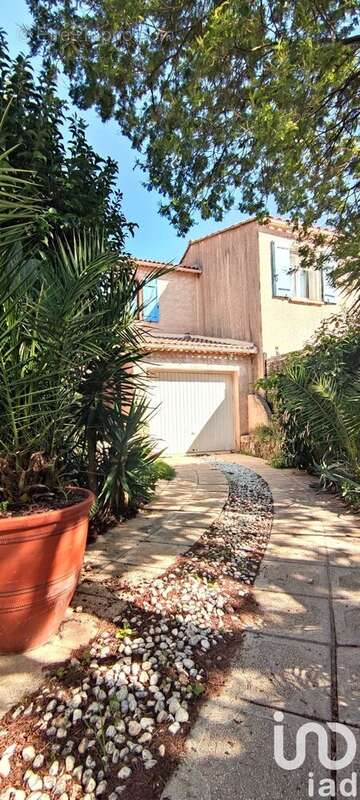 Photo 2 - Maison à SOLLIES-PONT