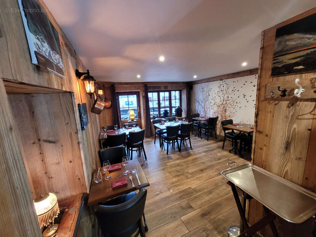 Commerce à BONNEVAUX