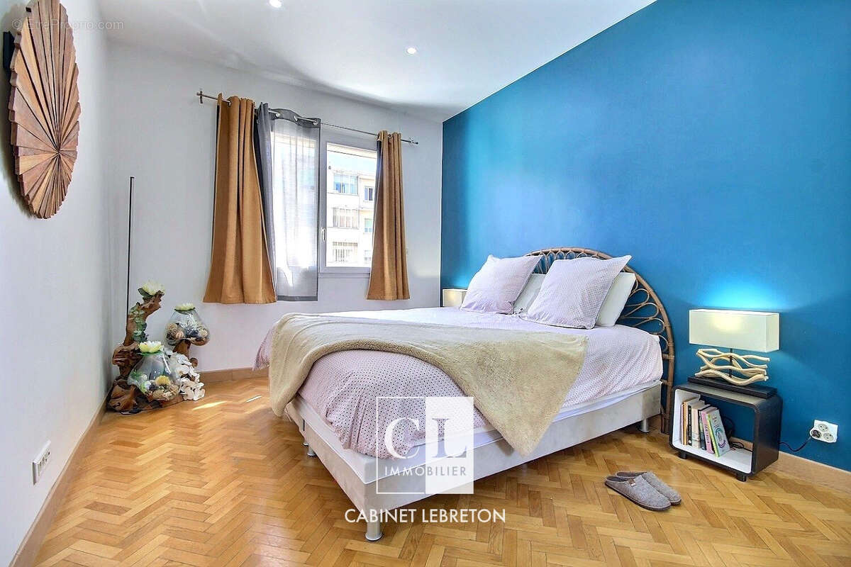 Appartement à MARSEILLE-8E