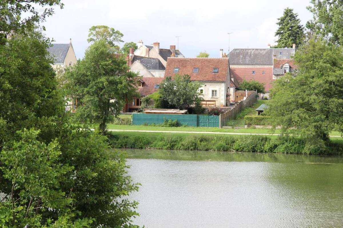 Maison 140 m² à Chemille-Sur-Indrois  - photo 3