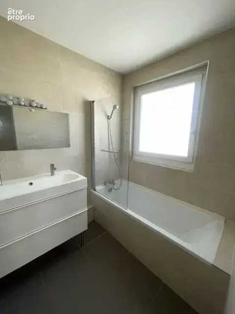Bel Appartement familial avec vue dégagée sur la Croix Rousse - photo 12