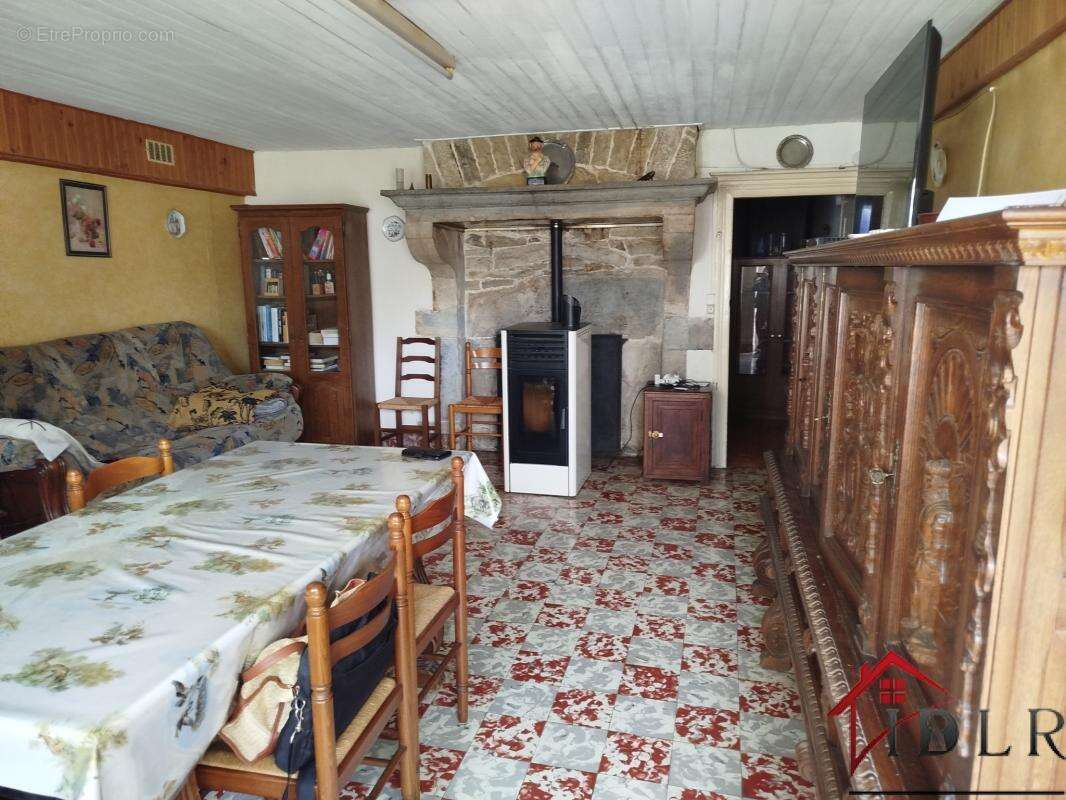 Maison à PERCEY-LE-GRAND
