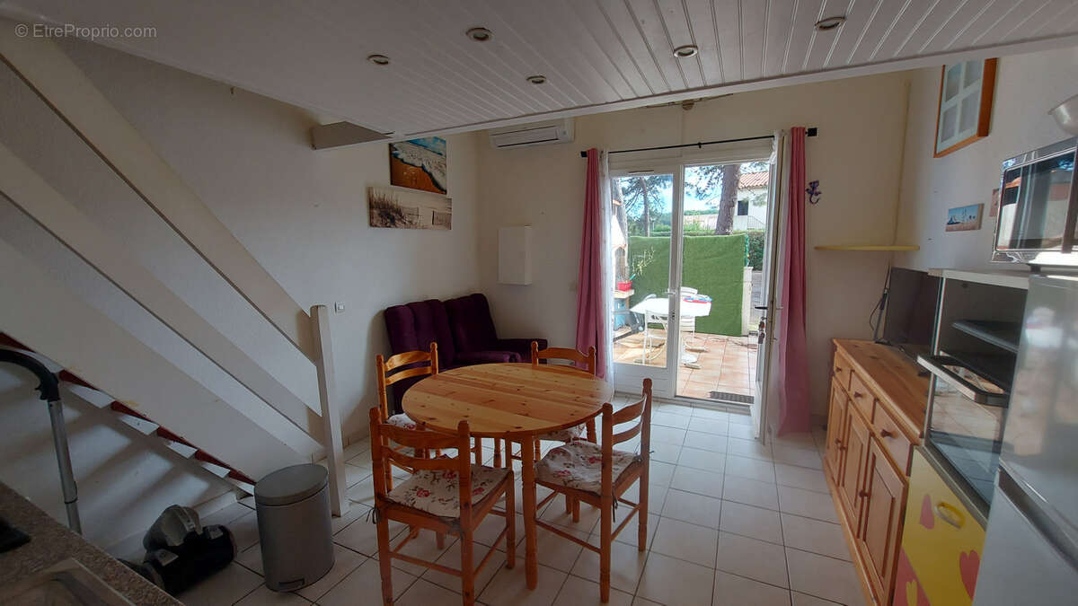 A Sainte Marie plage, villa à proximité de la plage - photo 2