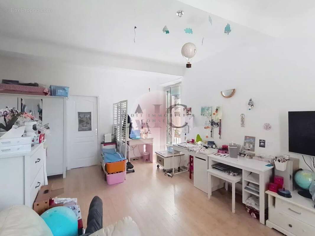 Appartement à FAYENCE