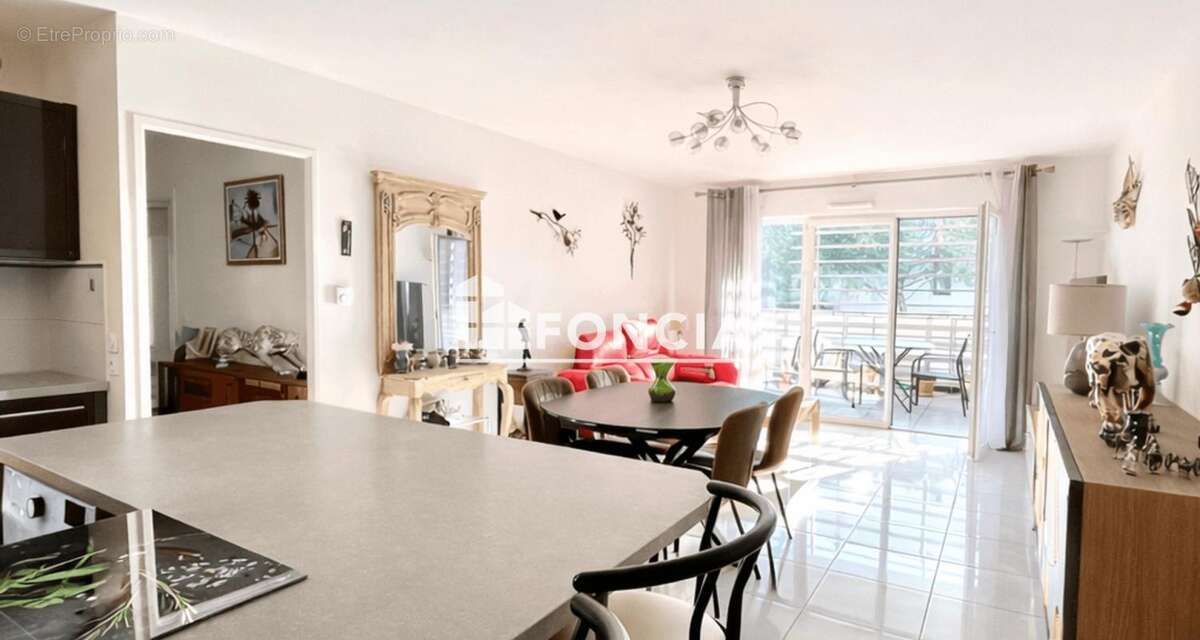 Appartement à SAINT-RAPHAEL