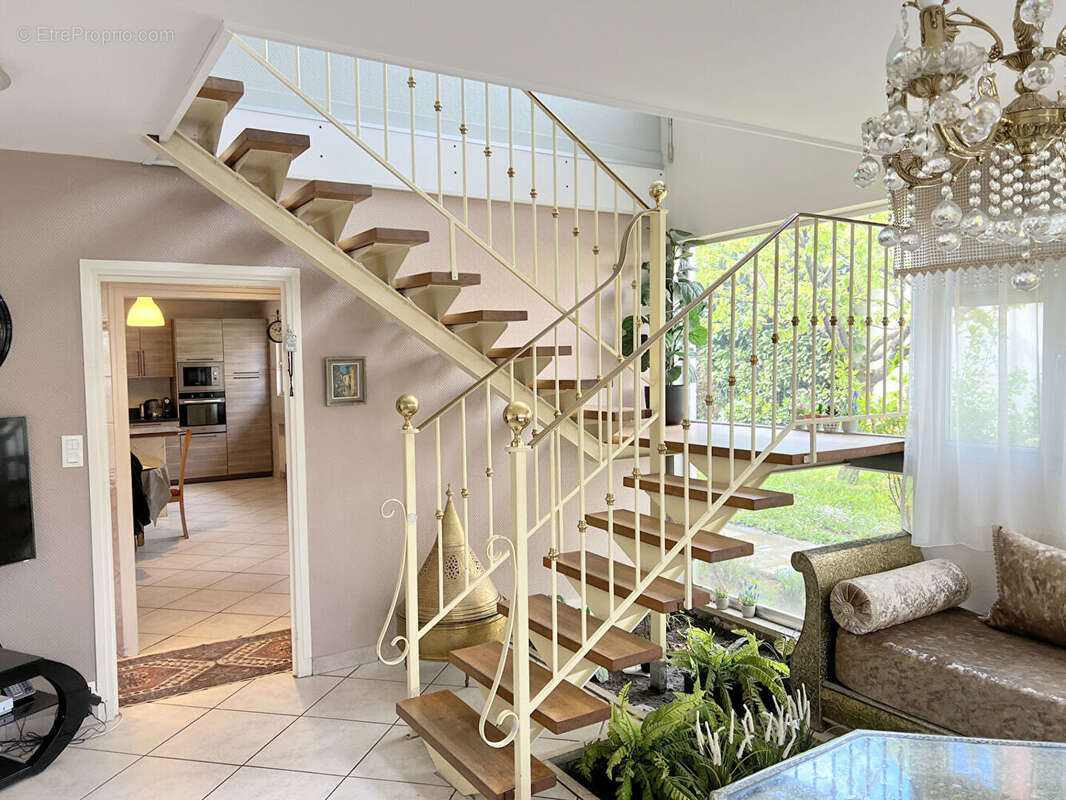 Maison à VILLEURBANNE