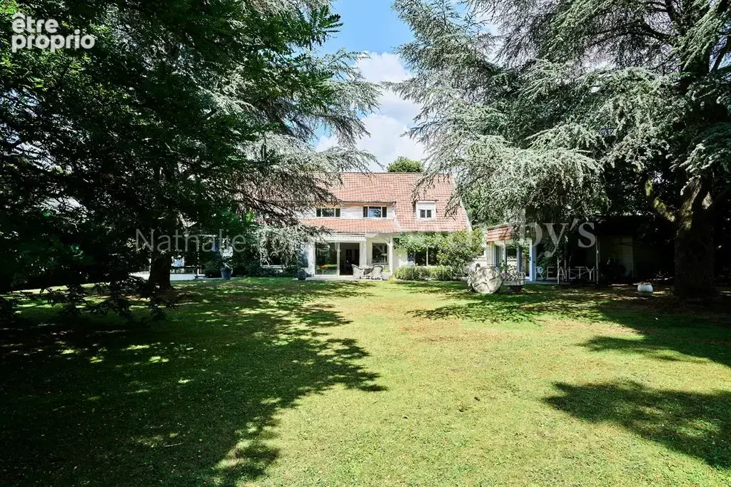 Marcq-en-Baroeul, maison 6 chambres, jardin 3000m2 - photo 16