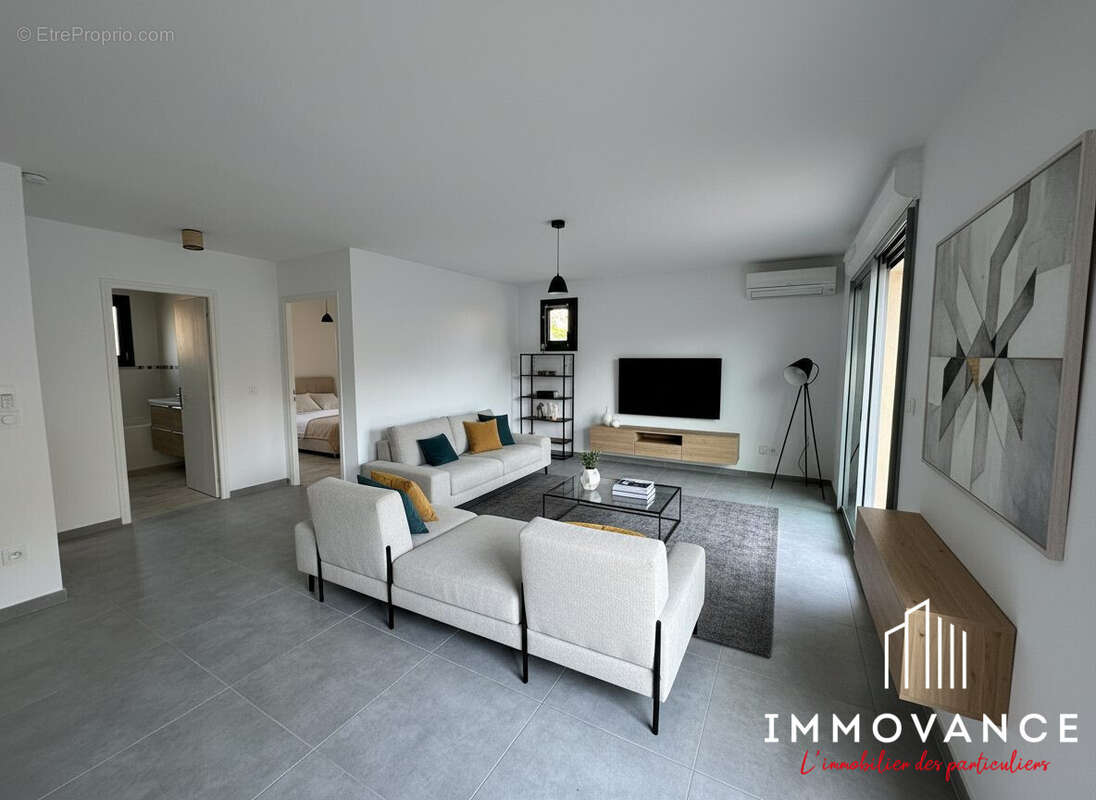 Appartement à LATTES