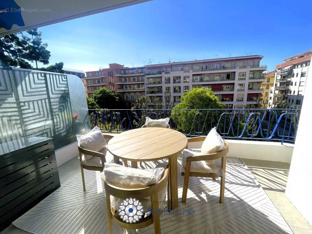 Appartement à NICE