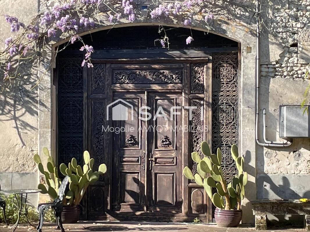 Photo 1 - Maison à BARBEZIEUX-SAINT-HILAIRE