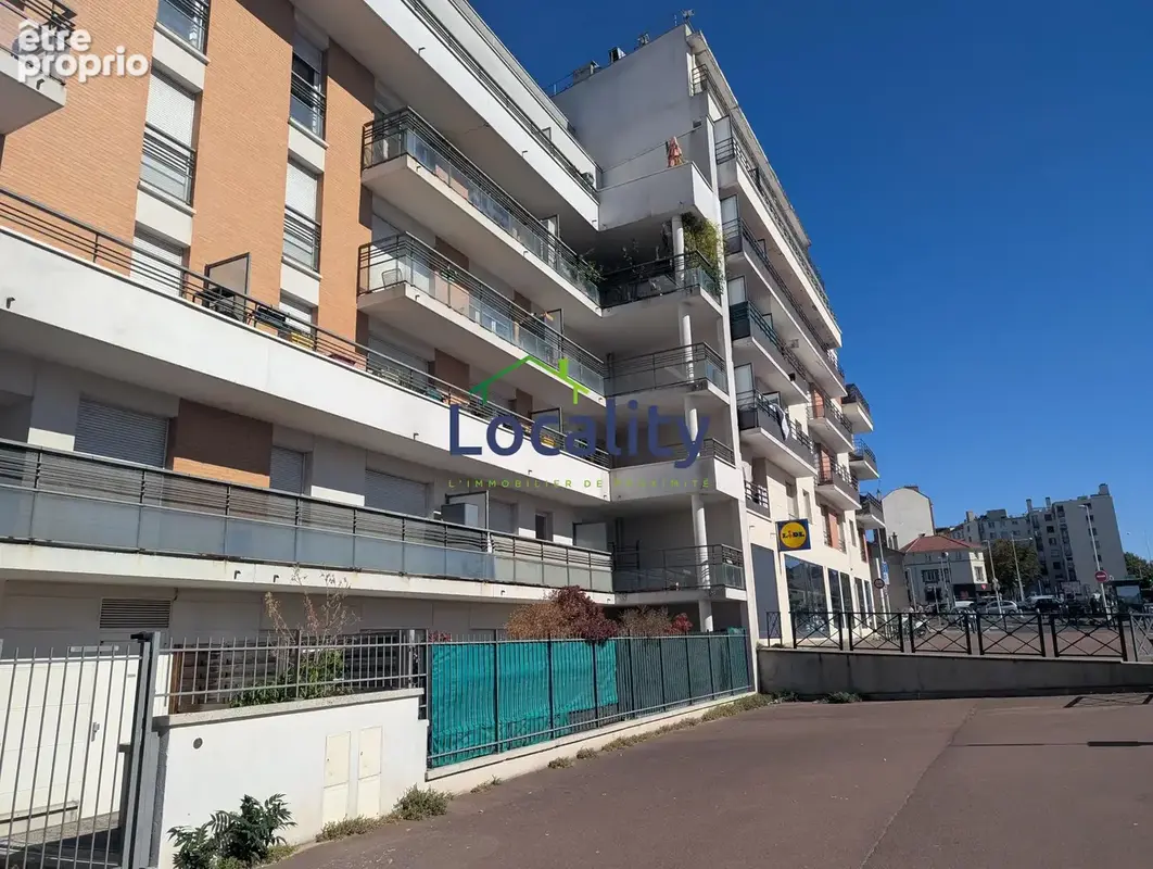 Appartement à NANTERRE