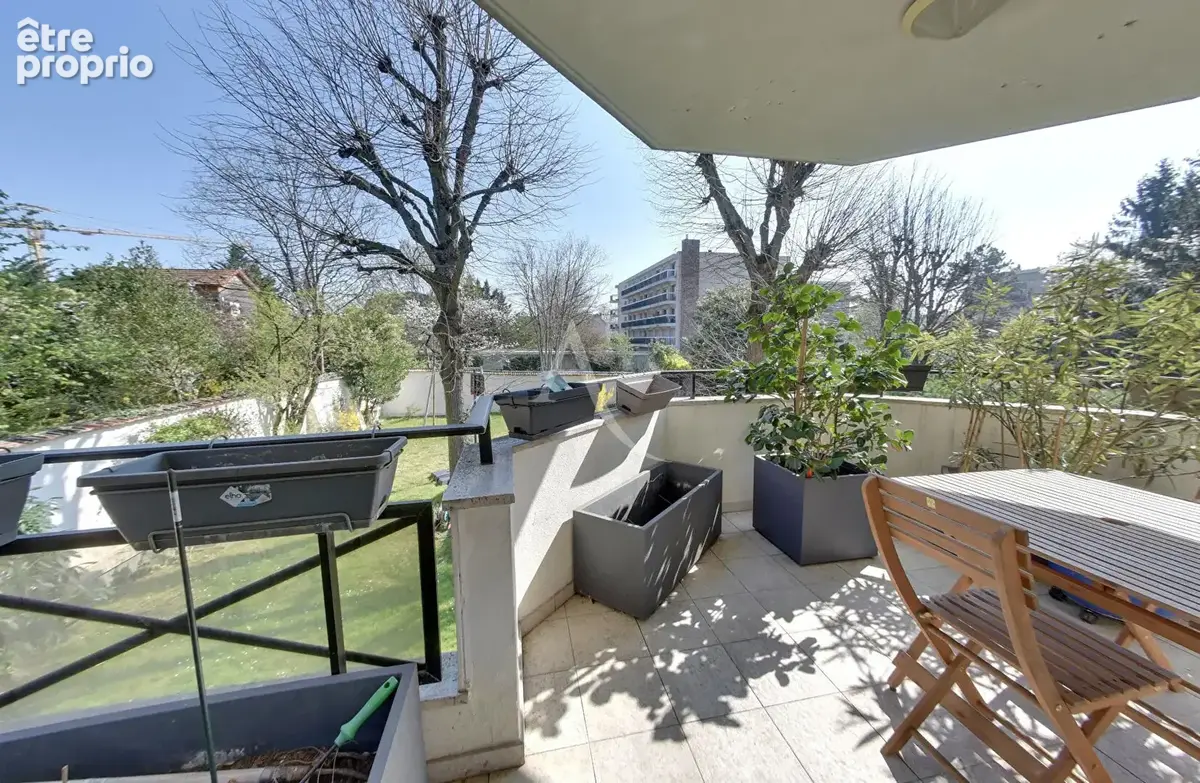 Appartement à LE PERREUX-SUR-MARNE