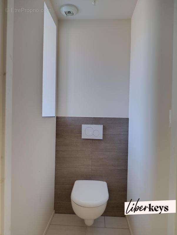 Maison en pierre -124 m² habitables - cour - terrasse - caves - 2/3 chambres - campagne - photo 12