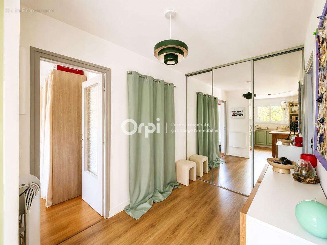 Appartement à GRIGNON
