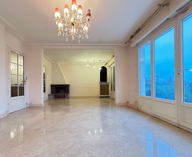 Maison à LE CHESNAY