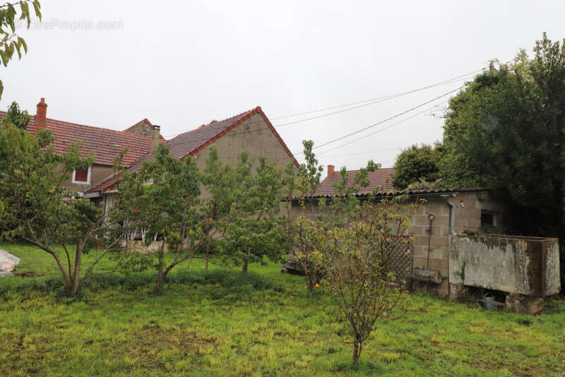 Maison à VARENNES-LES-NARCY
