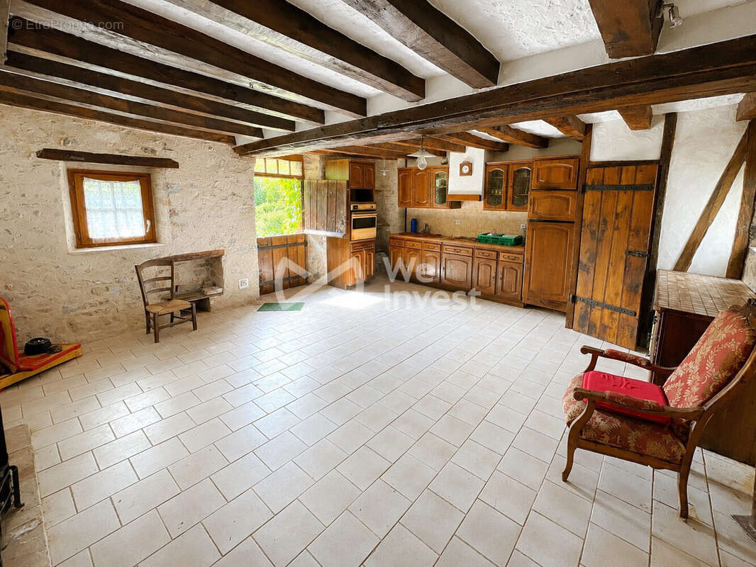 Maison 357 m² à Saint-Loup-Du-Dorat  - photo 9