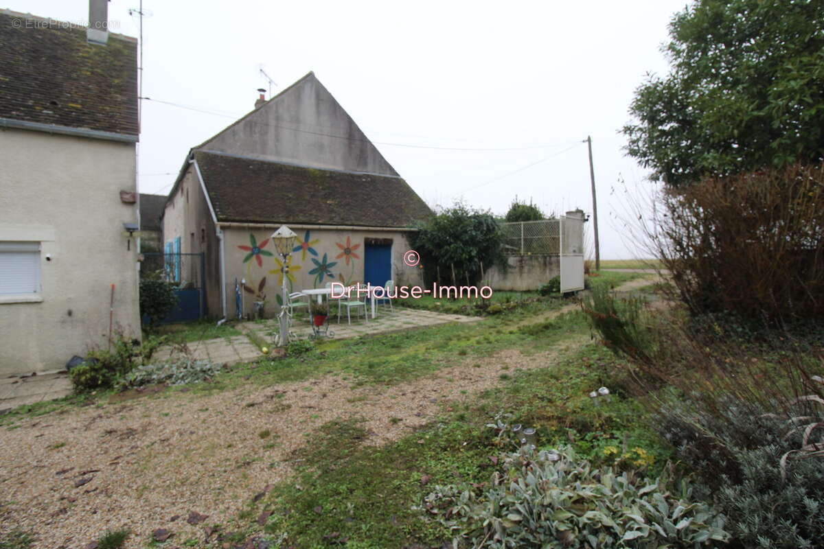 Maison à MAISONCELLES-EN-GATINAIS