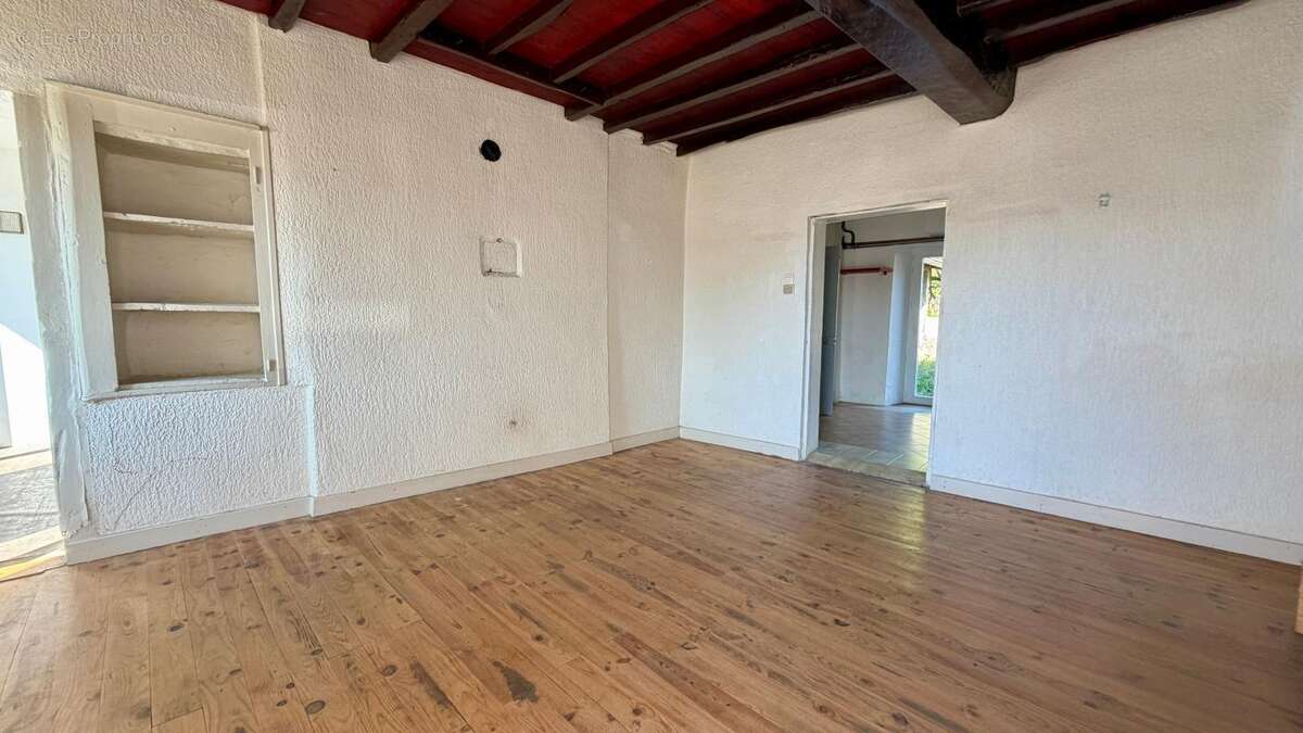 Maison À Vendre - Montferrat 116 m2 - 3 chambres et jardin - photo 3