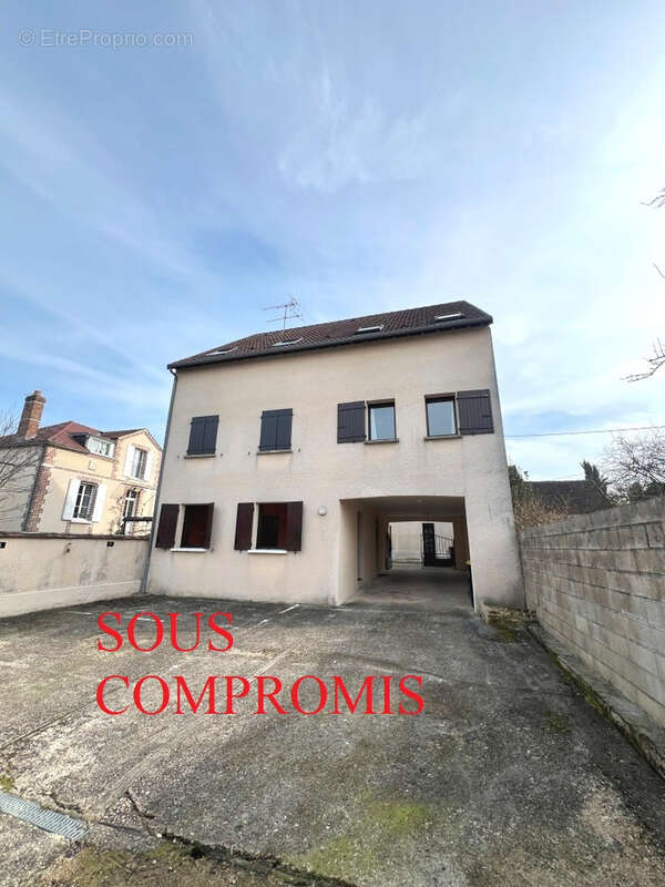 Appartement à SENS