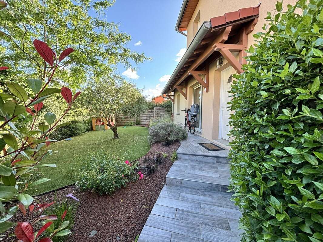 Maison à CORCELLES-EN-BEAUJOLAIS