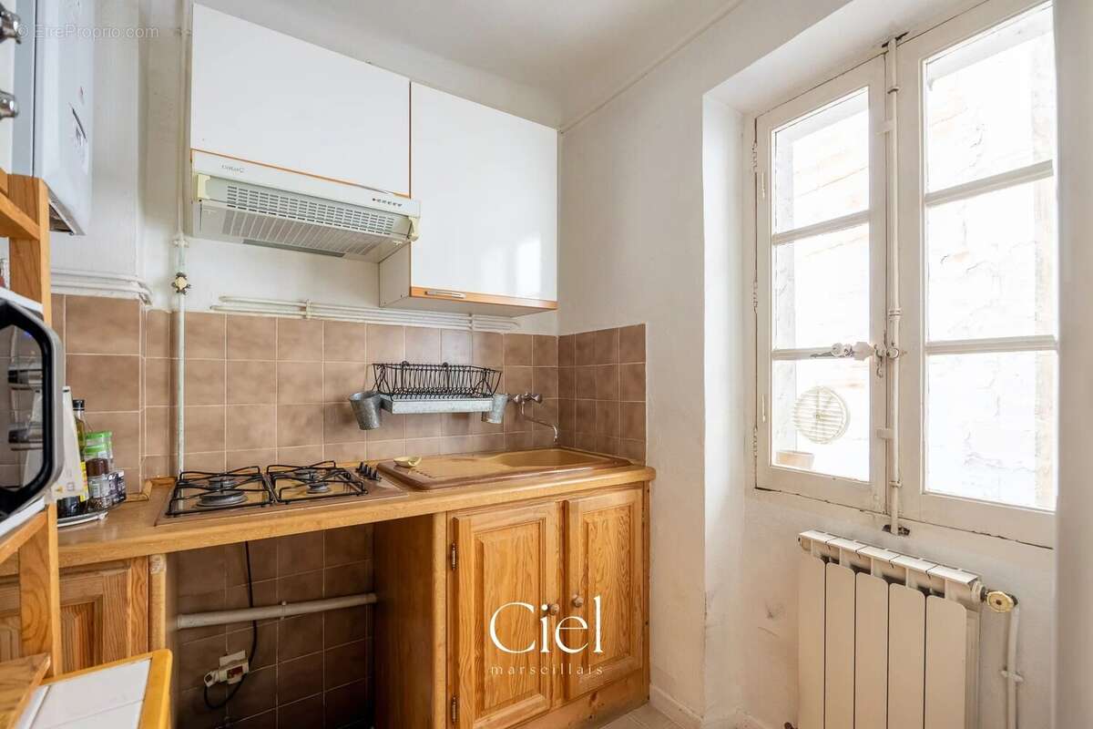 Appartement à MARSEILLE-6E