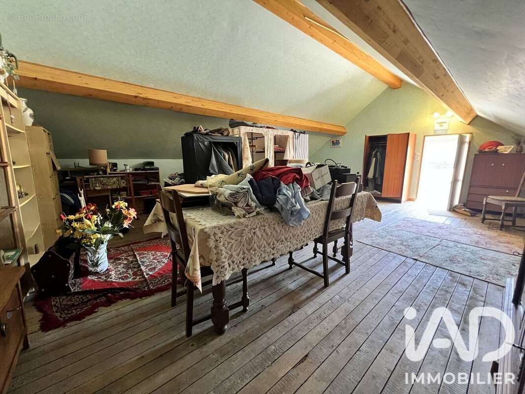 Maison 43 m² à Buxieres-Les-Mines  - photo 8