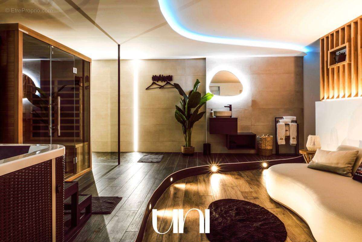 Maison à SAINT-MARTIN-DES-ENTREES