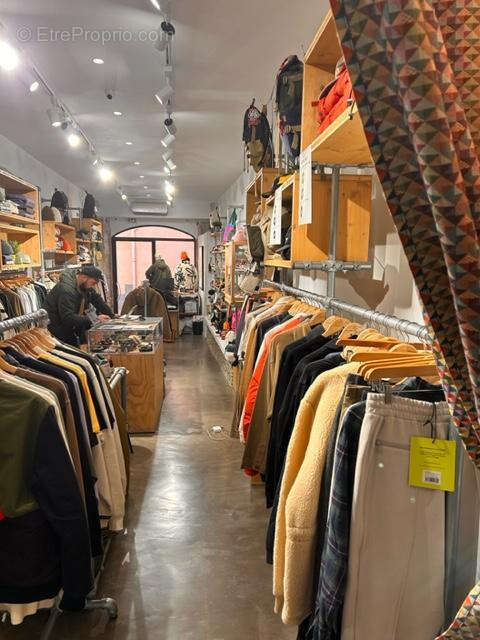 Commerce à SANARY-SUR-MER