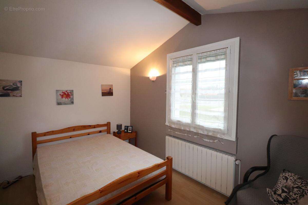 Maison à CREYS-MEPIEU