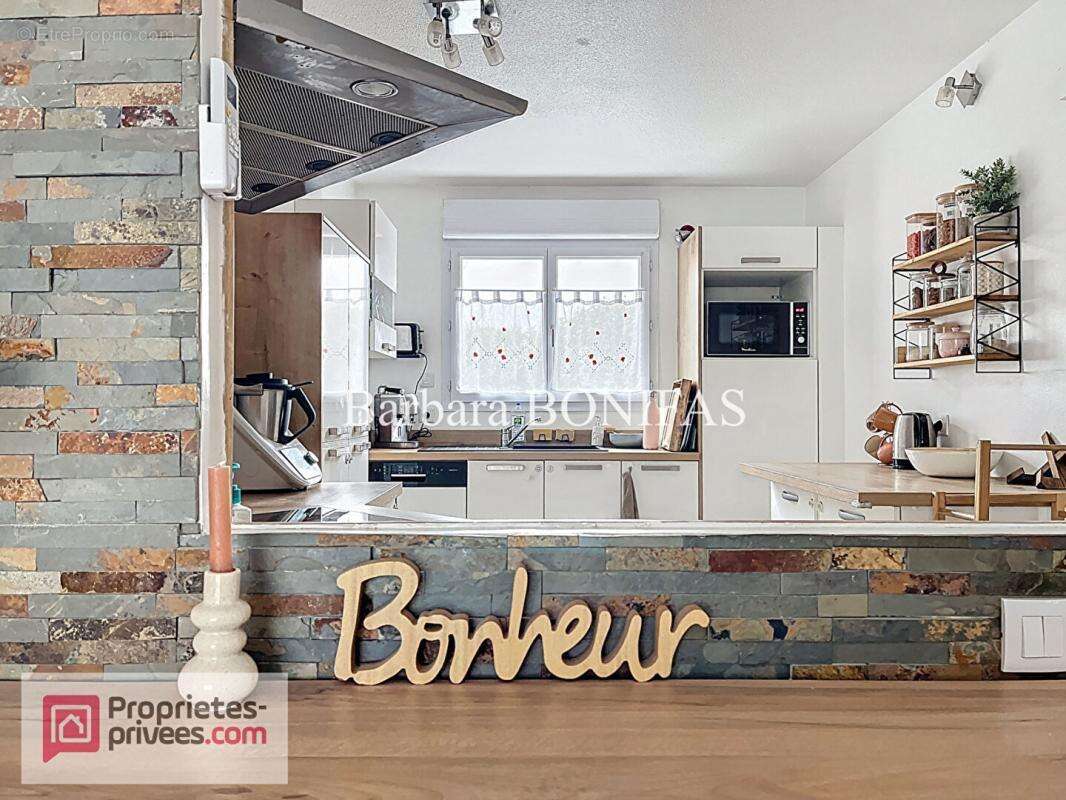 Maison à SAINT-SULPICE