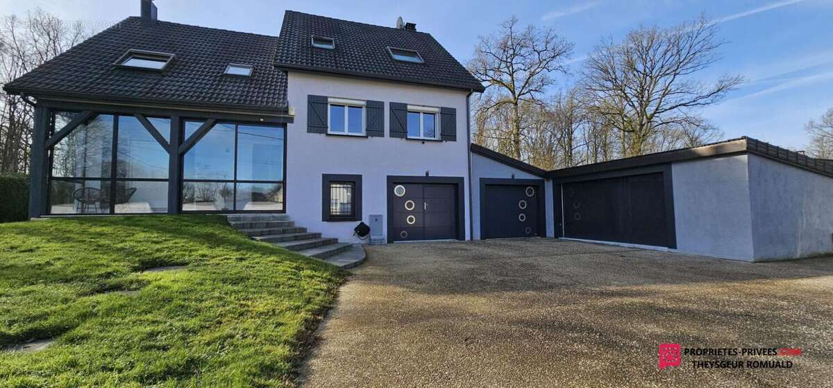 Maison à COURTENAY