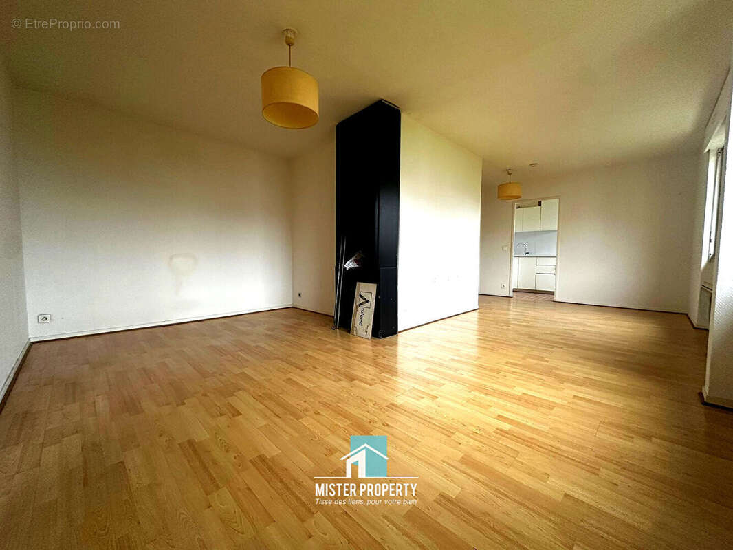 Appartement à PARIS-19E