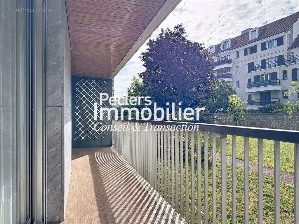 Appartement 2 chambres - Triangle d'Or, entre centre ville et RER - photo 13