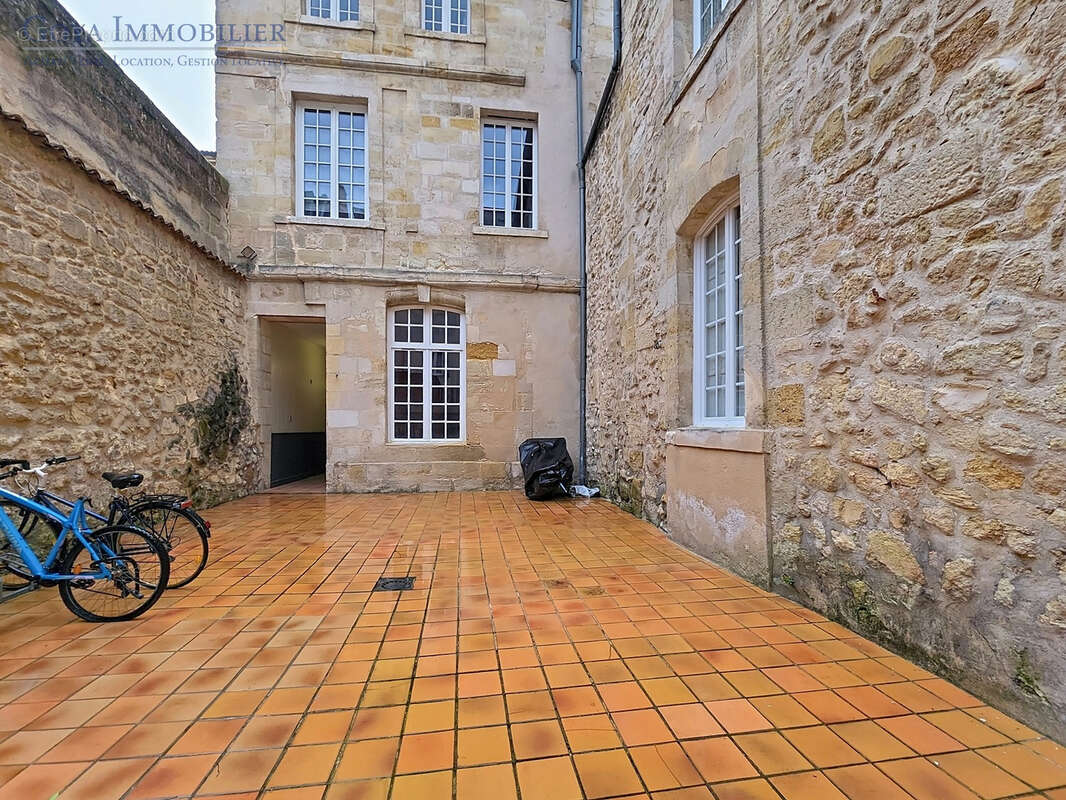 Appartement à BORDEAUX