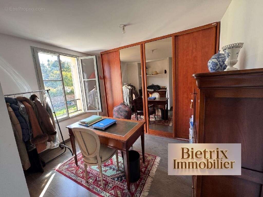 Maison à L&#039;ISLE-ADAM