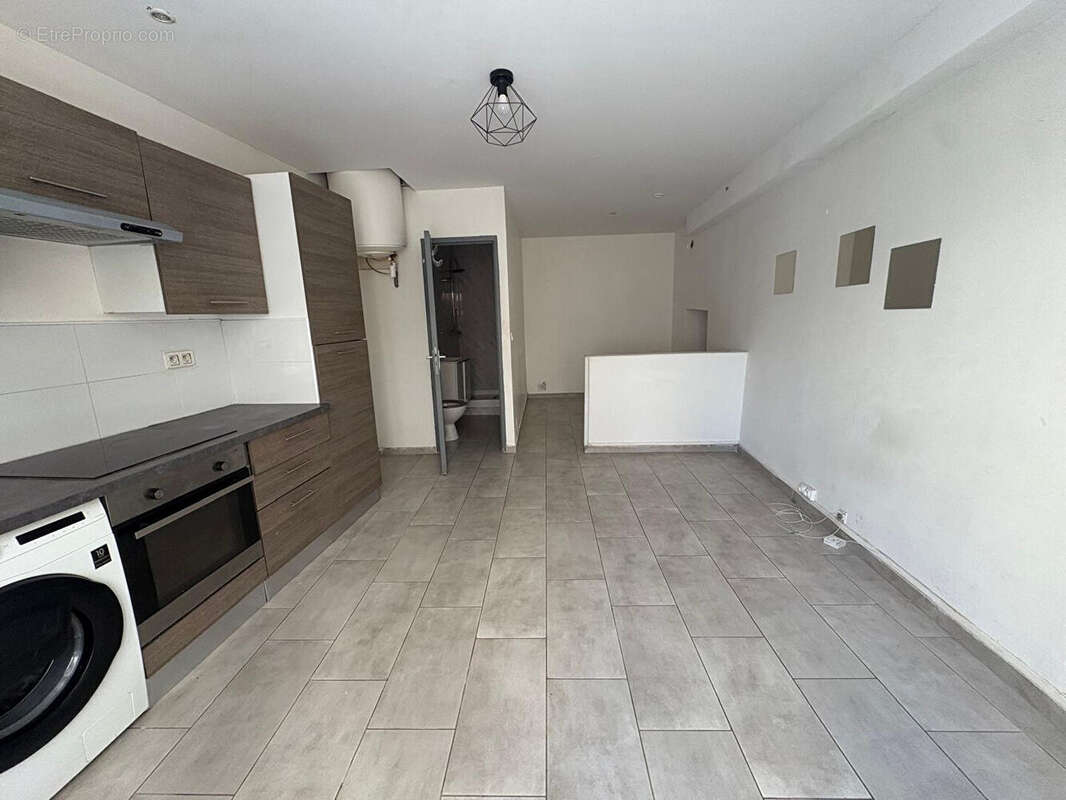 Appartement à ROQUEVAIRE